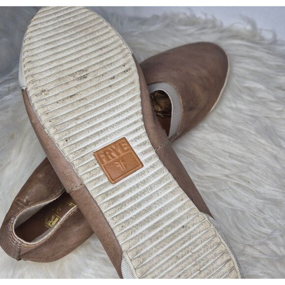 Frye Brown Leather Slip-On Shoes Women's Size 9M - Picture 3 of 3